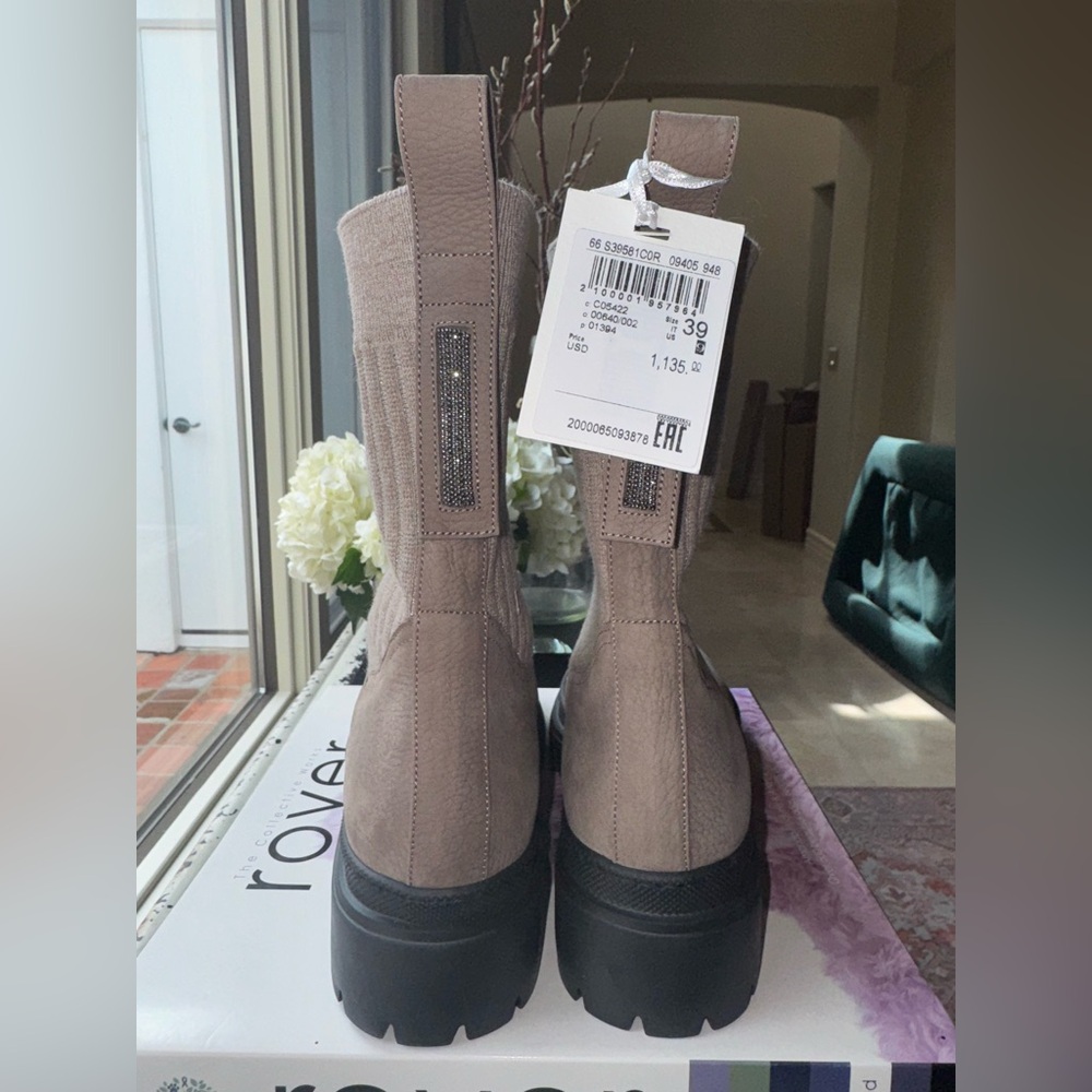 Peserico Suede Ankle Boots - Picture 4 of 8